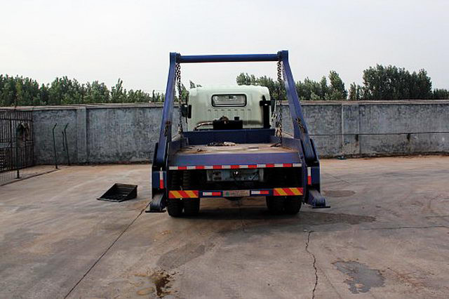 Light Duty Trucks Swept Body Refuse Collector Total Weight ( Kg ) 12490
