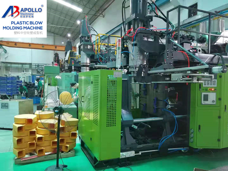 Big Baby Bed Fence Extrusion Hdpe Blow Molding Machine