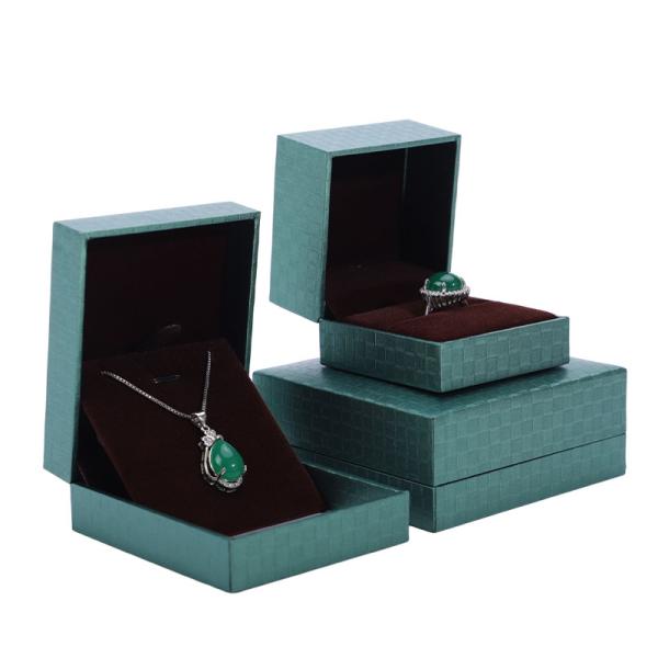 Green Paper Jewelry Display Box , Pendant Bracelet Necklace Ring Jewelry