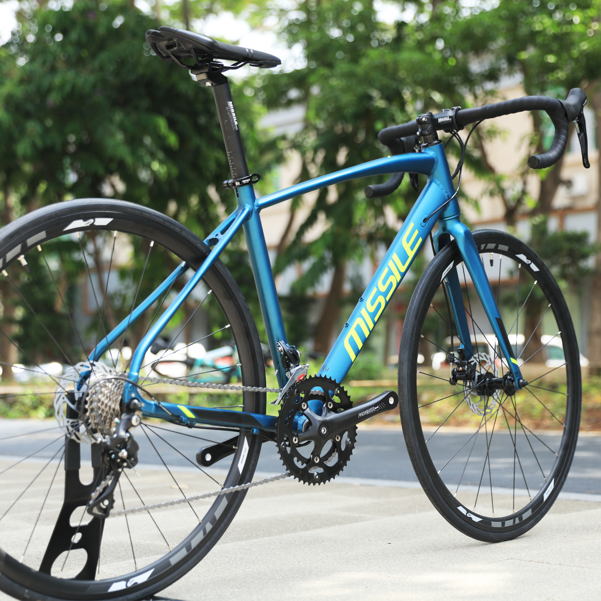 700C Aluminum Alloy Frame MISSILE Carbon Fiber Adult Road Bike 11S Mountain Bike Racing