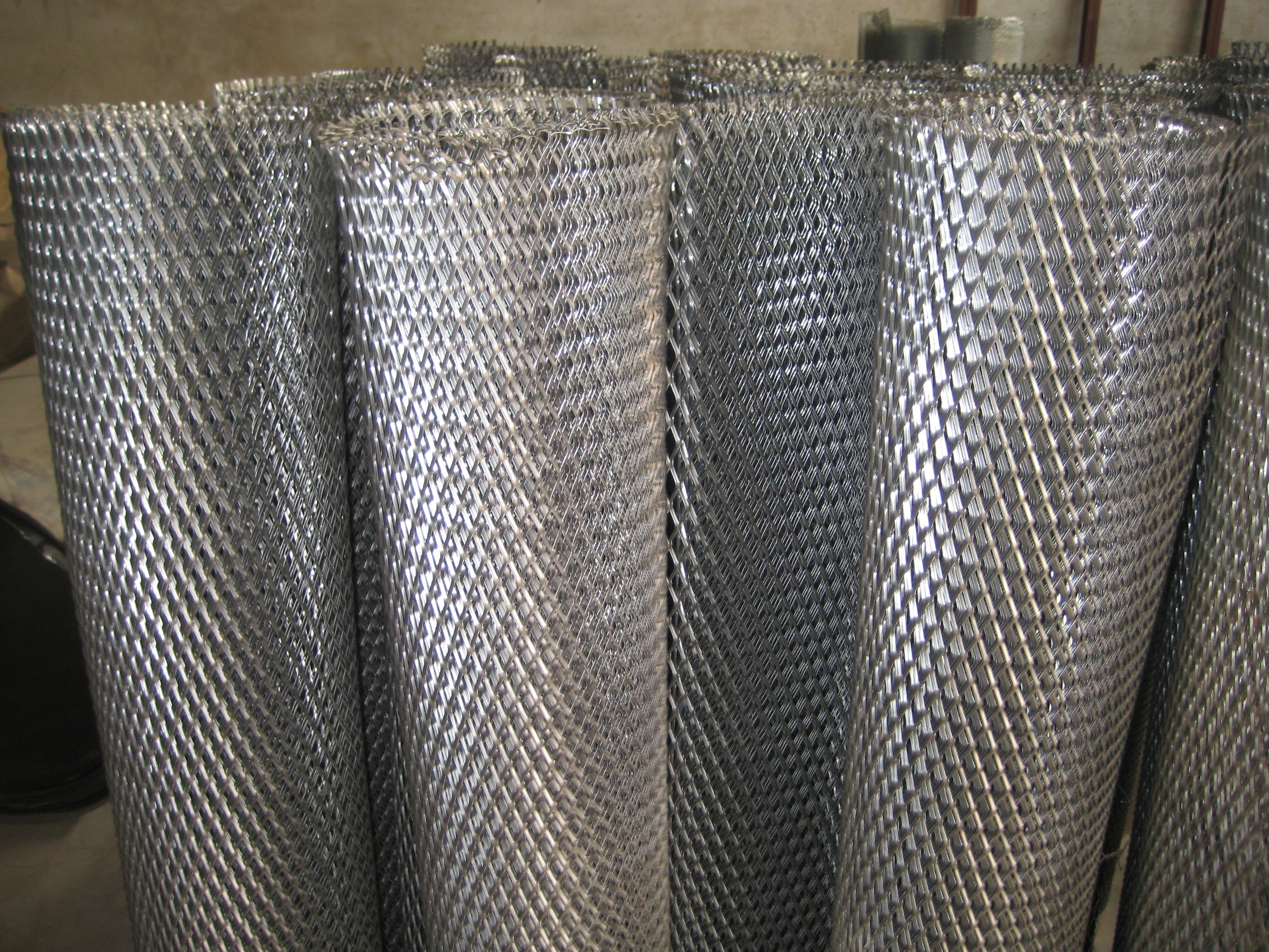 Aluminium 0.2m Width Expanding Wire Mesh Small Hole Size Metal Grill