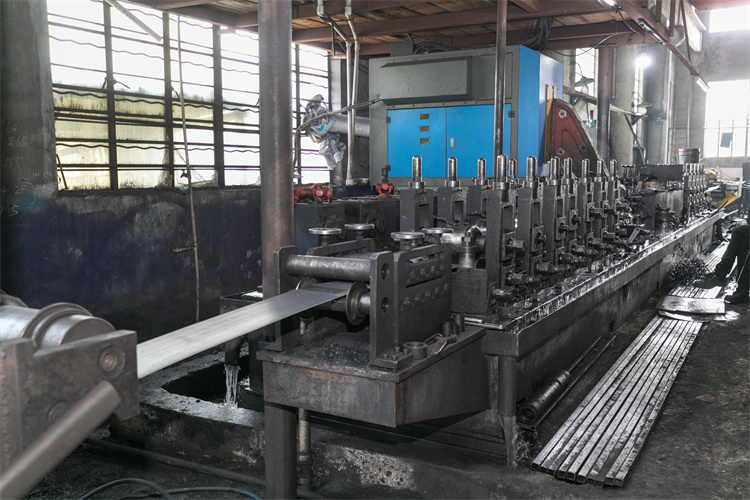 AISI 347 321 202 SS Seamless Pipe Round Stainless Steel Welded Tube
