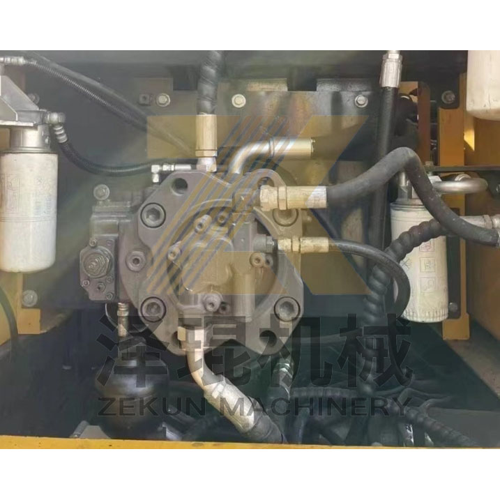 Used Volvo EC240 Excavator with 134 KW Cummins Engine in Excellent Condition