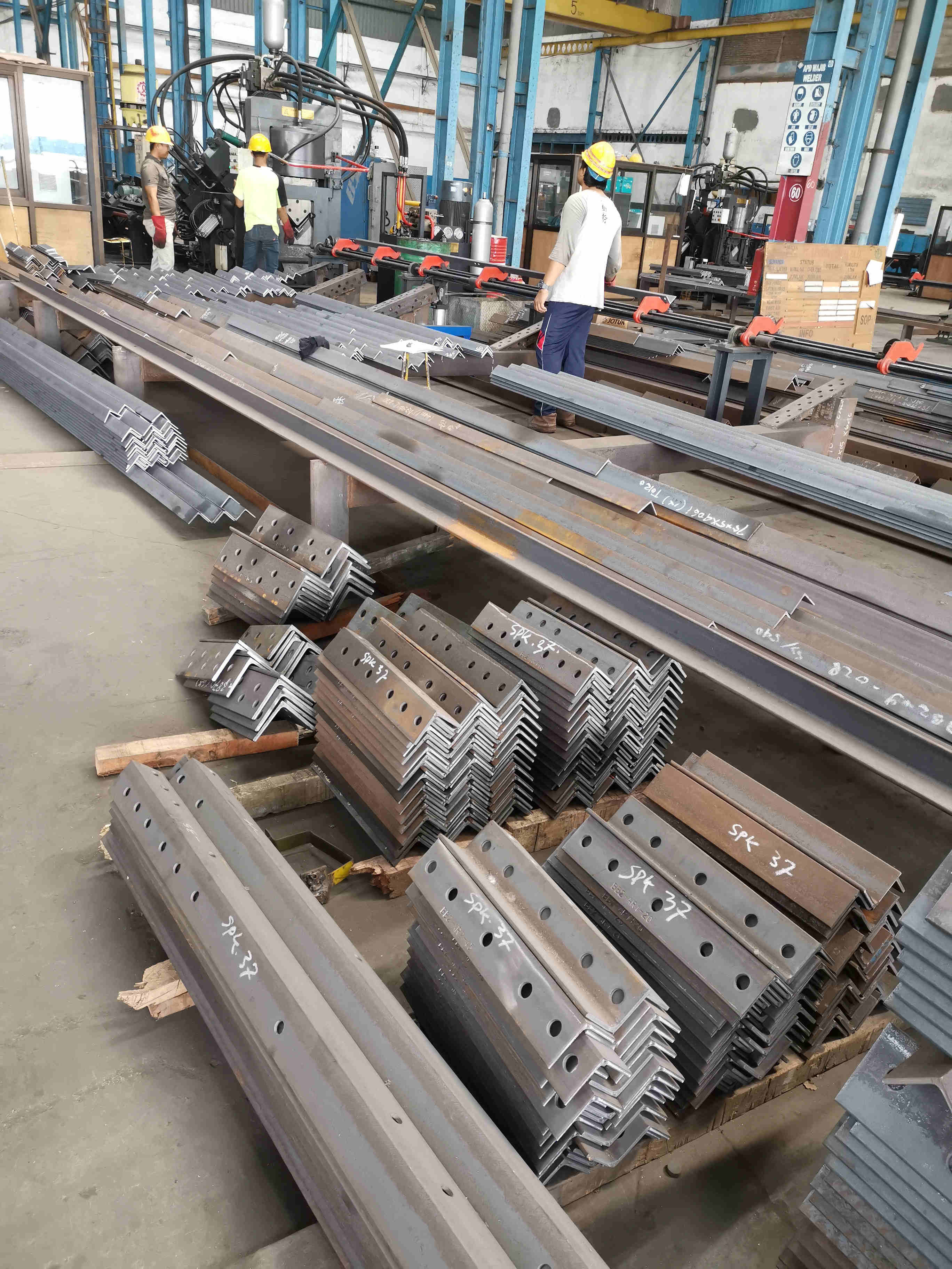 Fast Speed And Top Quality CNC Angle Punching Machine Line