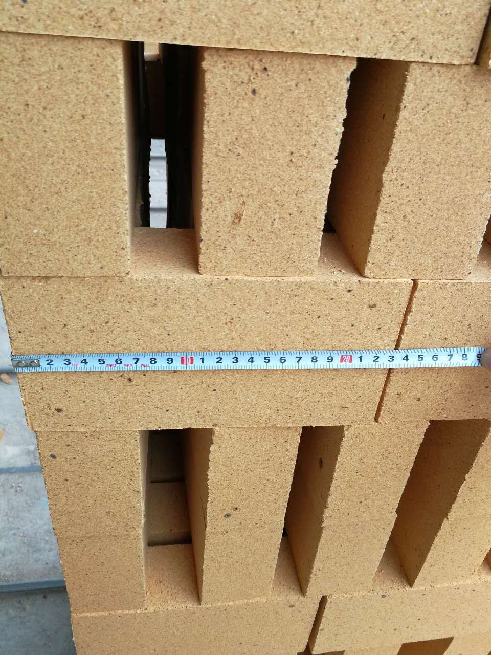 High Refractoriness SK Series Special Shaped Fire Clay Brick for Bulk Density ≥2.1g/cm3