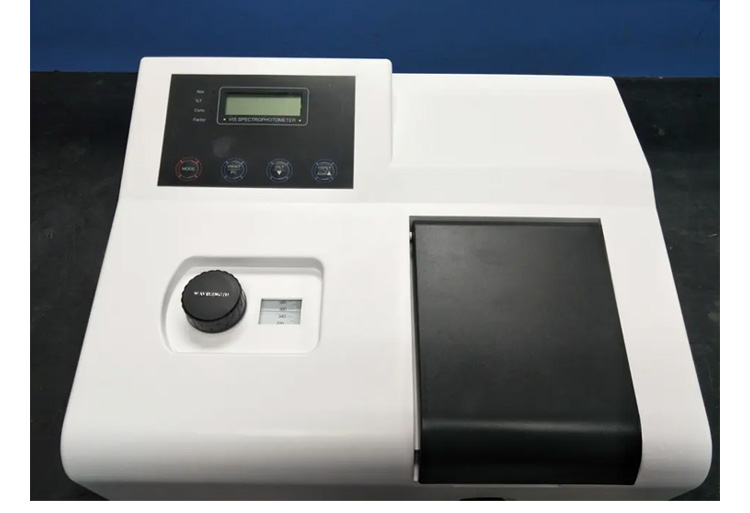 Accurate Measurements with 722 Series Visible Spectrophotometer and 4nm Focal Length