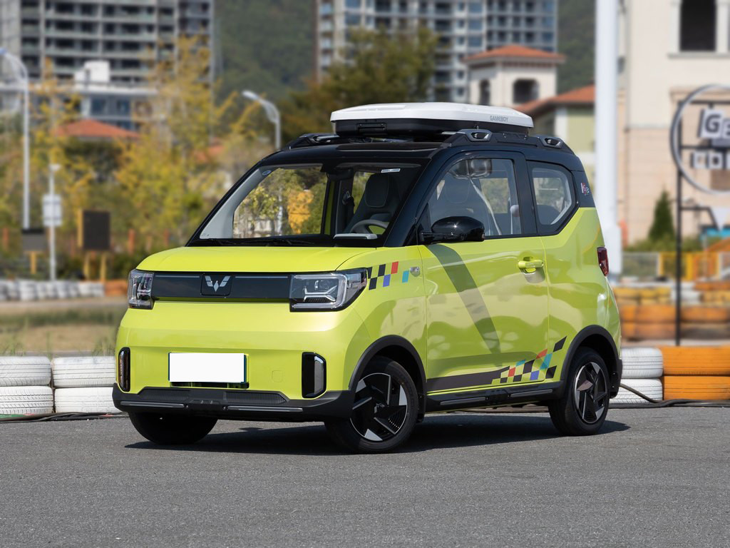 Lithium Battery Wuling Hongguang Mini EV Car Airbag 100km/H Smart High Speed