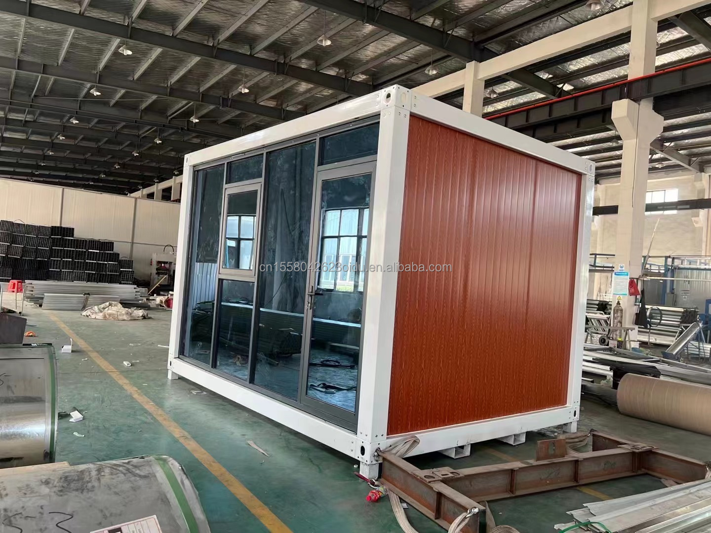 Customized Color 20ft Prefabricated Flat Package Bulk Container Frame House for Migrant Workers on Construction Site