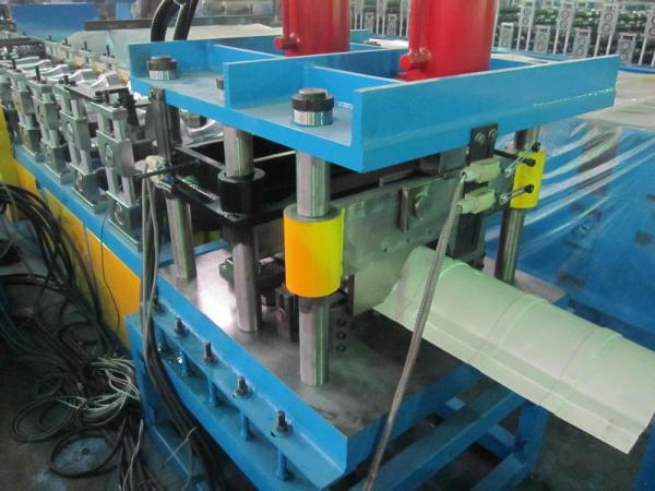 Quality Low Noise Ridge Cap Roll Forming Machine Chain Transmission Roller Driven for sale