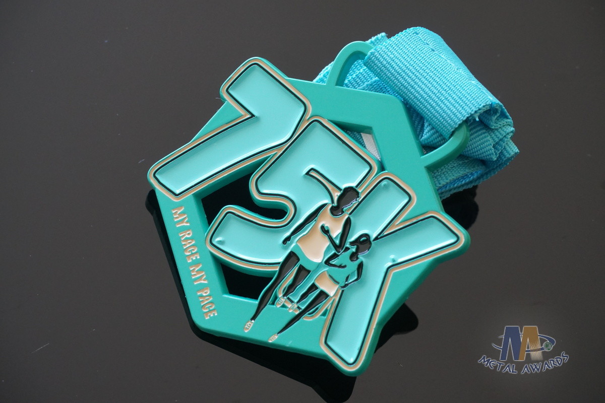 Race 75K Marathon Custom Metal Sports Medals Spray Pontan Colors With Printing Ribbon