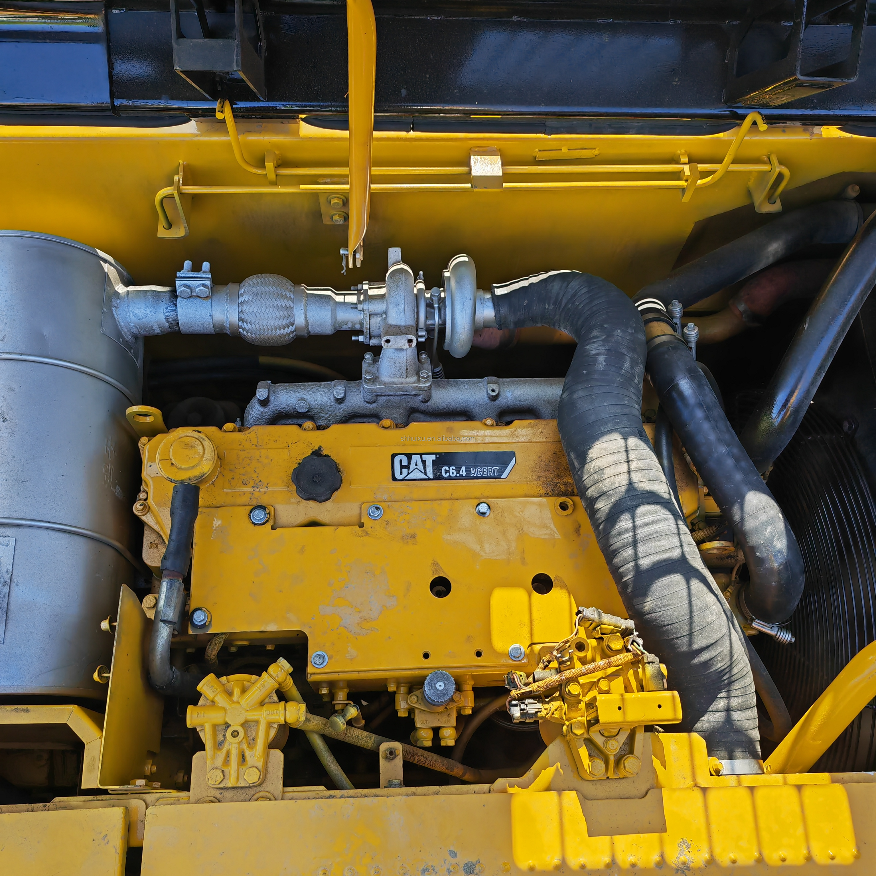 Good condition japan original second hand caterpillar cat320d excavator used cat 320d excavator in Shanghai