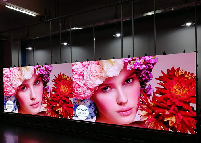 Small Pixel Pitch Full Color LED Display Screen SMD1515 P1.875 P1.923 P2