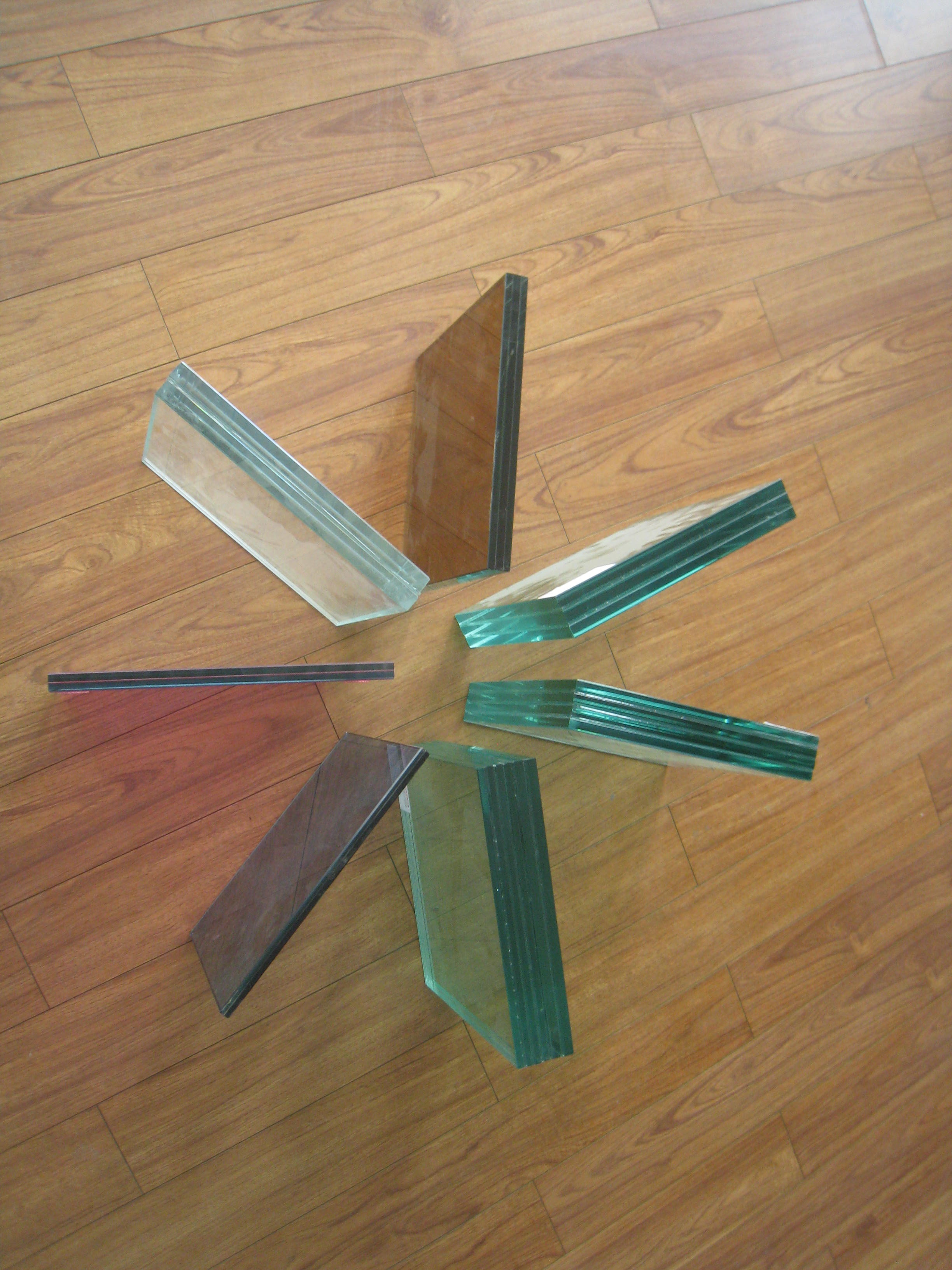 Customized Laminated/Safety/Building Glass For Furniture & Construction