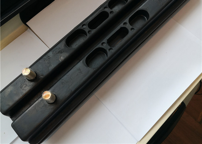 OEM 190mm Pitch Bolt On Excavator Rubber Pads