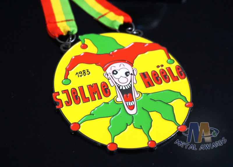 Die Casting Zinc Alloy Carnival Festival Metal Enamel Medals Filling Colors Custom Design With Ribbon