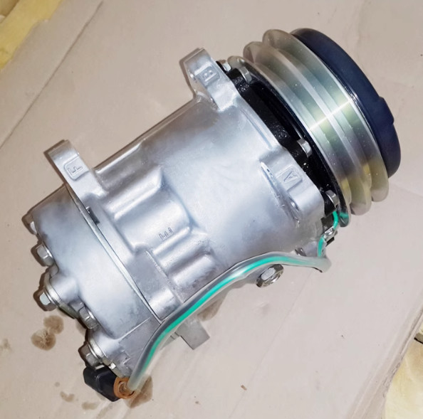 Air Conditioning Compressor EC220D/250D/290B/360B/480D/700BC For Excavators 3424523