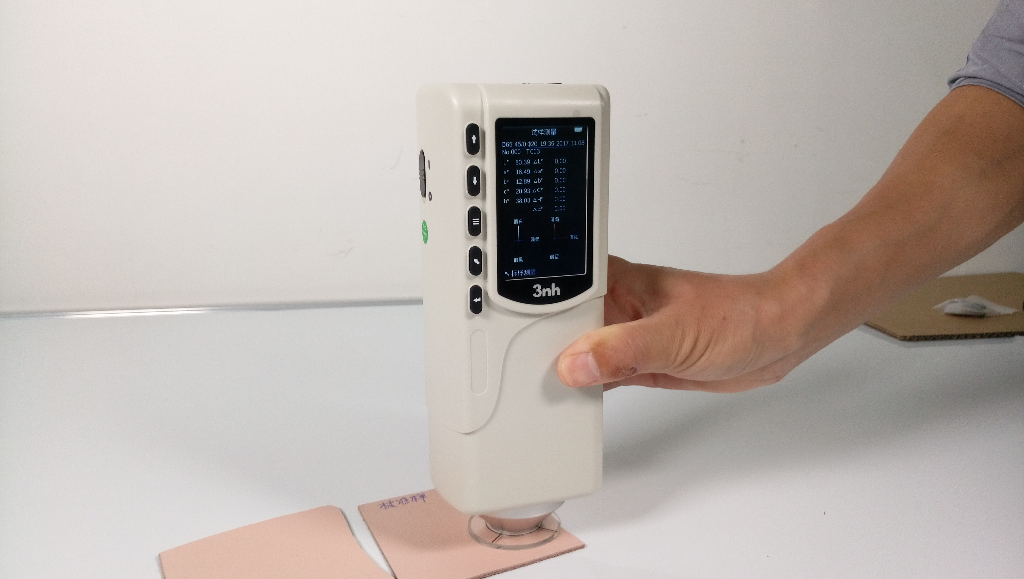 3nh Portable Colorimeter NR60CP Color meter for Fruit Sauces And Food Color Test with powder test box
