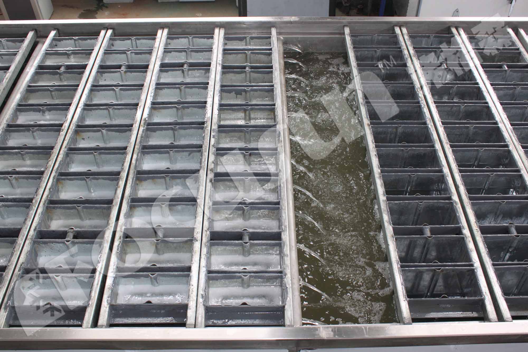 Energy-saving Stainless Steel Brine System Block Ice Machine with R404a Refrigerant