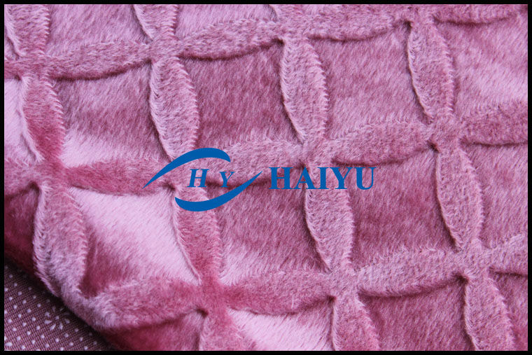 Eco - Friendly Embossed Shiny Polyester Fabric Anti - Slip For Sofa Cover