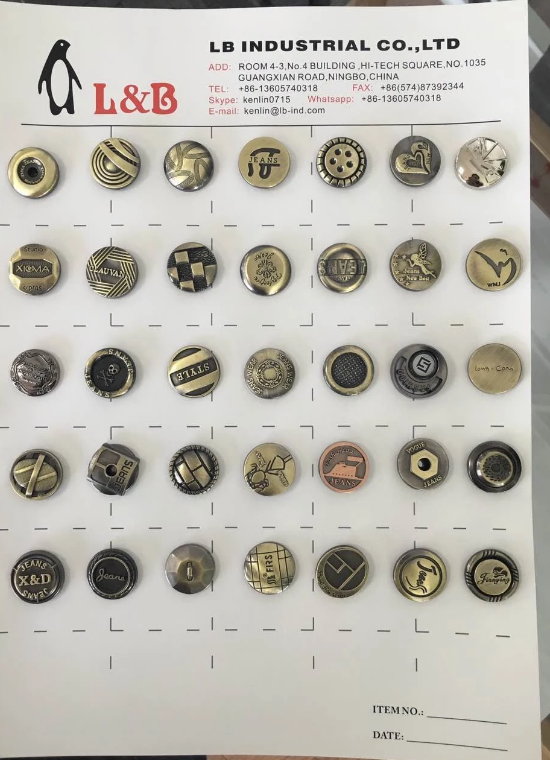 wholesale DIY fancy children Heart-shaped button resin 2 holes shirt trench coat button