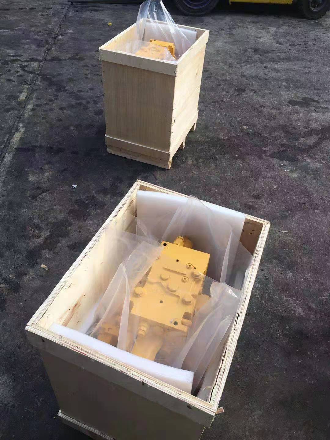 Excavator Distribution Control Valve For SK250LC-6E SK230LC-6E SK260 ISO9001