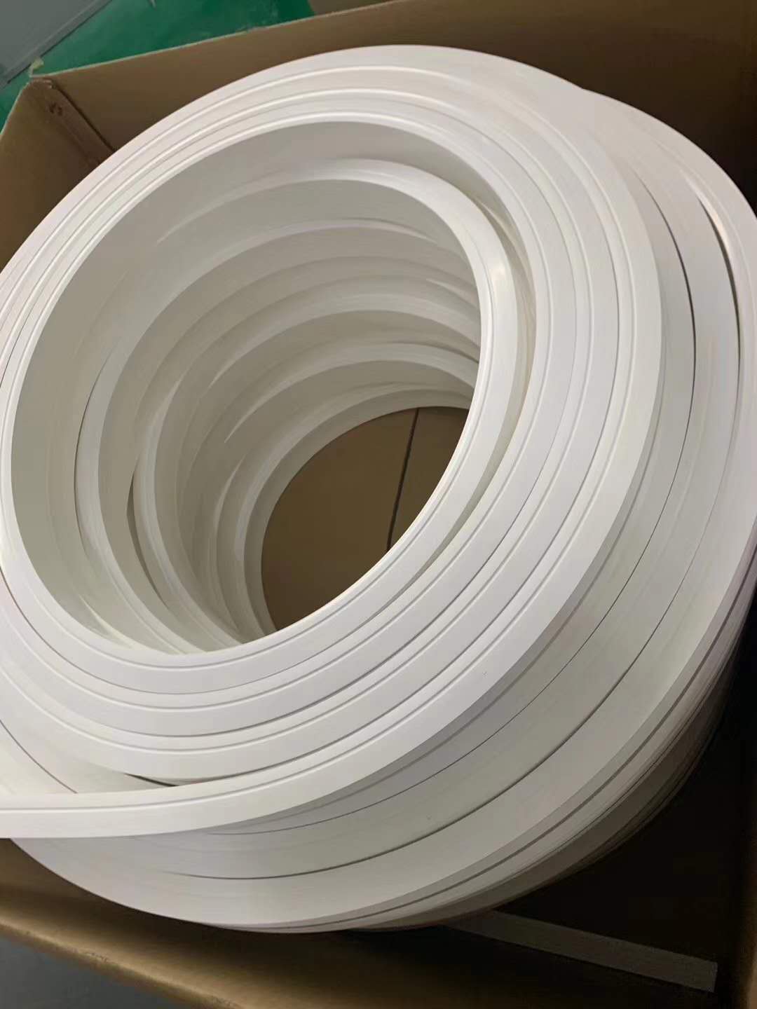 XHL-LSE0180S LED Silicone Extrusion Production Line For Neon Flexible Strips 6565
