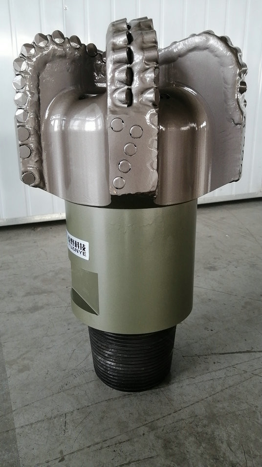 Oil Field 19mm Polycrystalline Diamond Compact Drill Bits ISO Impregnated Diamond Bit