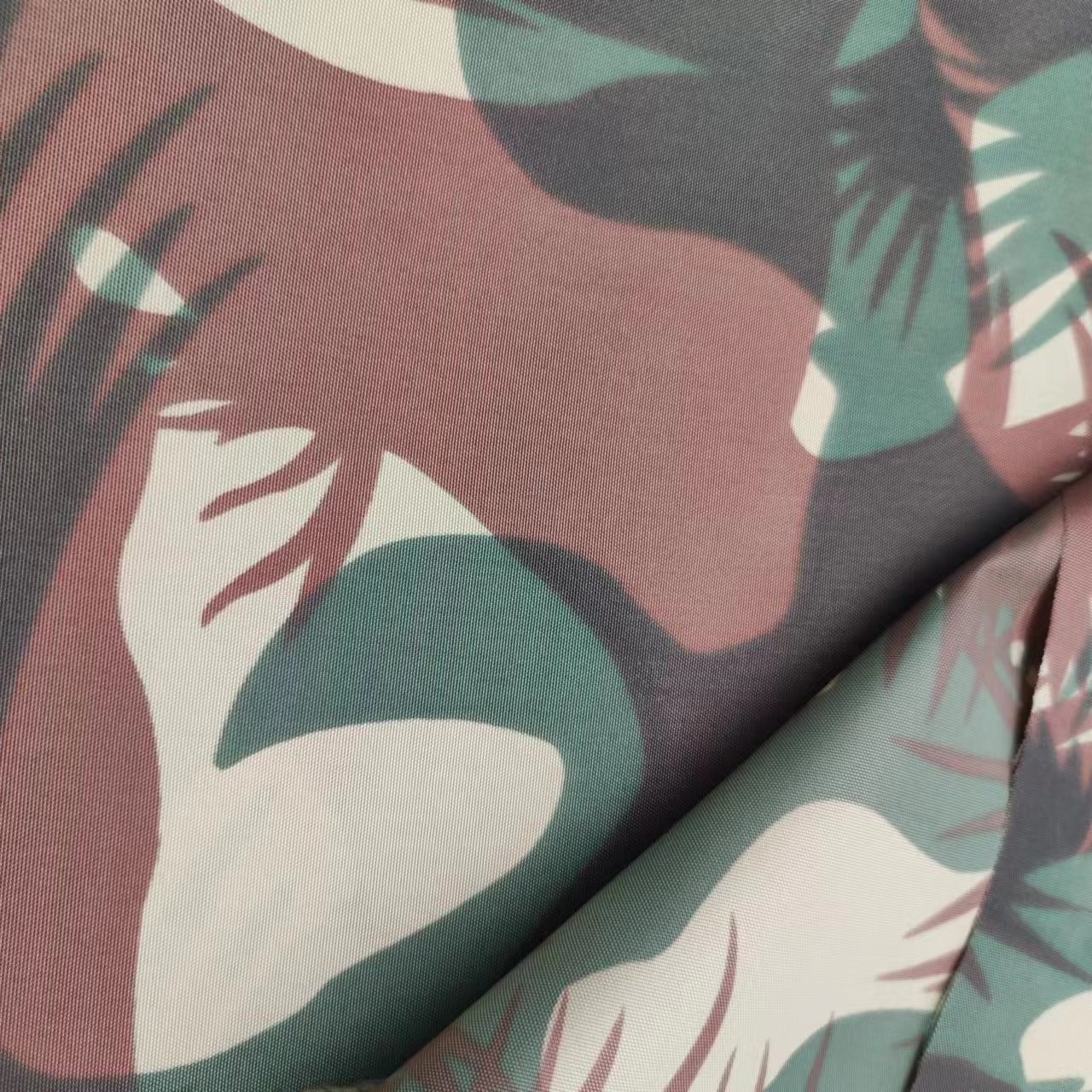 100% Nylon Oxford Printed Fabric 210Dx210D 120G 58'' Waterproof