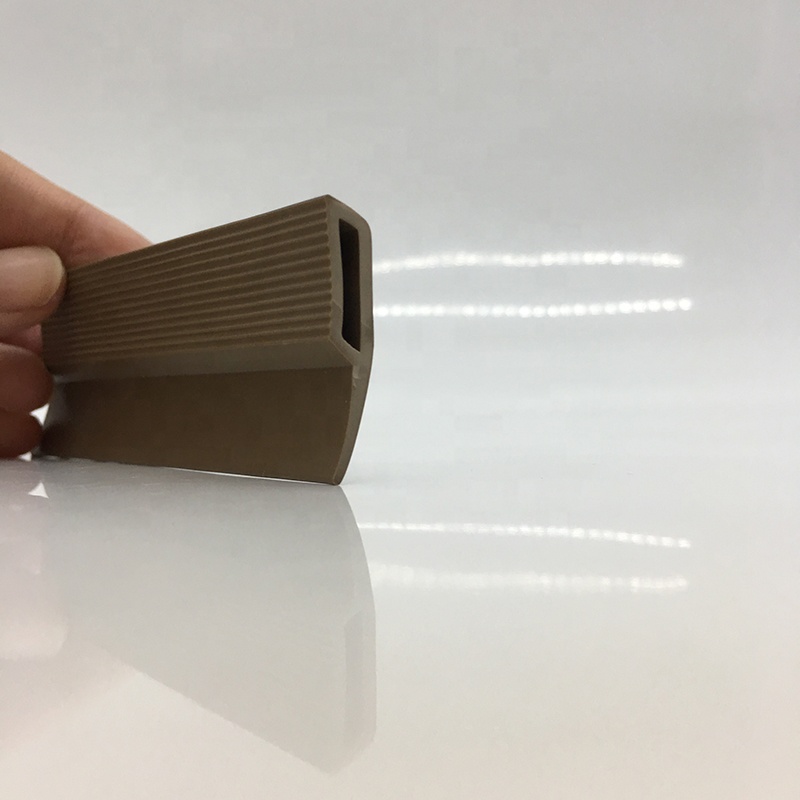 Customer's Request PVC Flexible Flooring Wall Base and Cove Former with Capping Strip