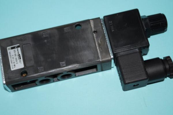 3Z0-8100-170,Komori valve,5ER-08E-20S4-X,5ER-8E,AC200V,Komori original magnetic