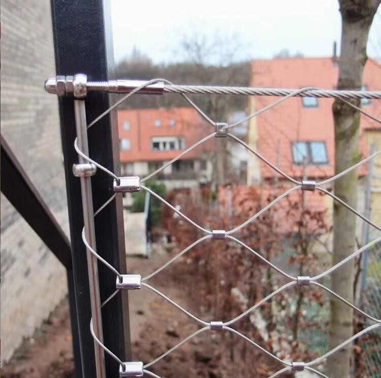 Flexible Stainless Steel Wire Rope Net for Building Protection Woven Wire Mesh