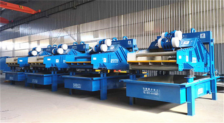 4 Cyclones Recycling Equipment 95% Fine Sand Recovery Rate High Performance