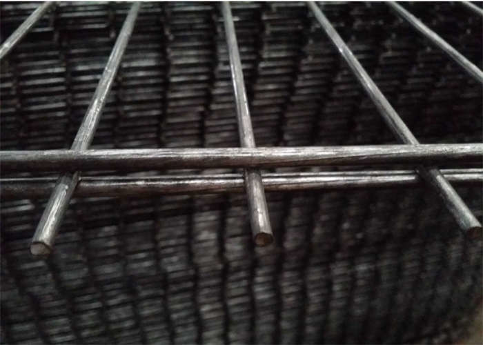 Q235 868 Welded Wire Fence Panels Galvanised Mesh For Garden
