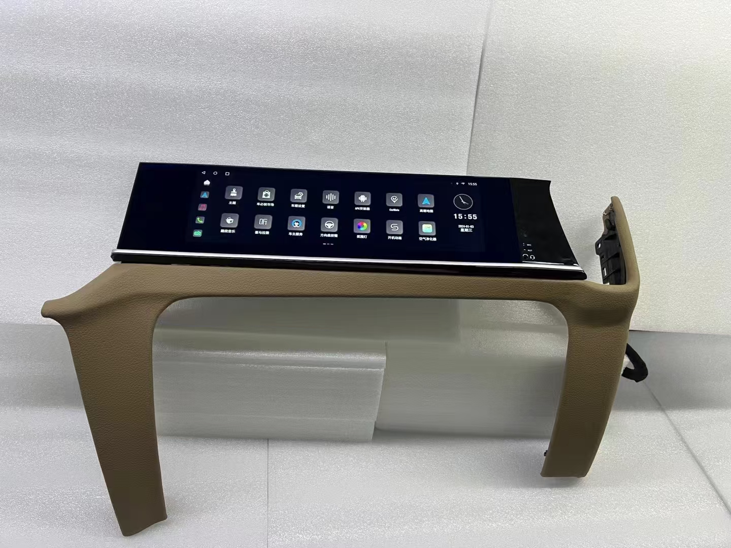 LCD screen for the co-pilot for Porsche Cayenne(2018)