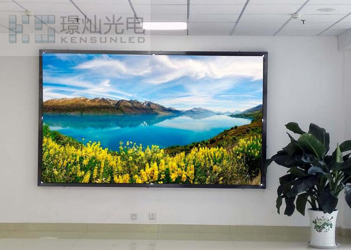 300x200mm LED Billboard Display , Led Wall Display Screen For Studio 180X120 Dots