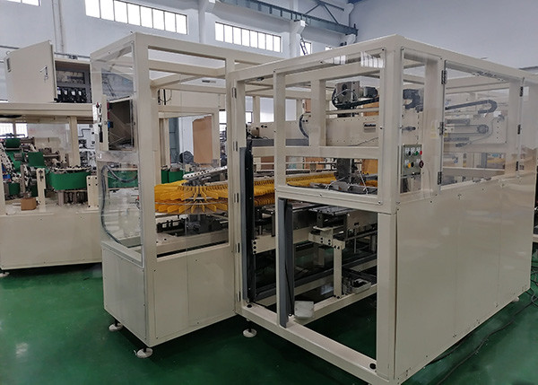 full servo driven 30 KW 200 PPM Diaper Stacker Machine