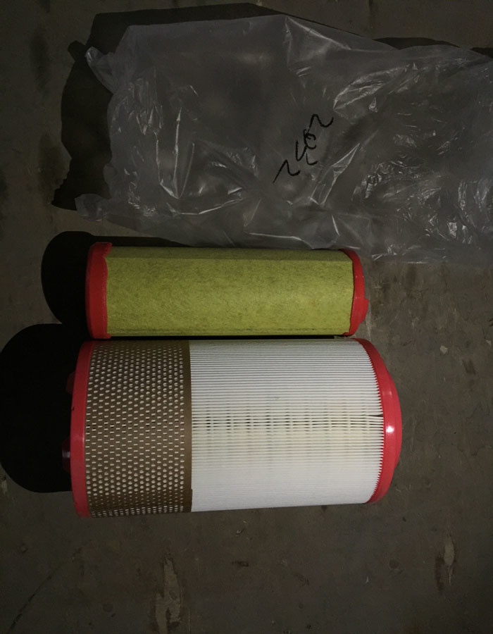 High Performance Truck Spare Parts Air Filters Standard Size OEM Service