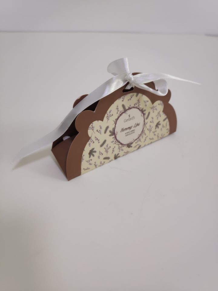 Fancy cute flat packed custom design wholesale small cosmetics gift paper bags with ribbon