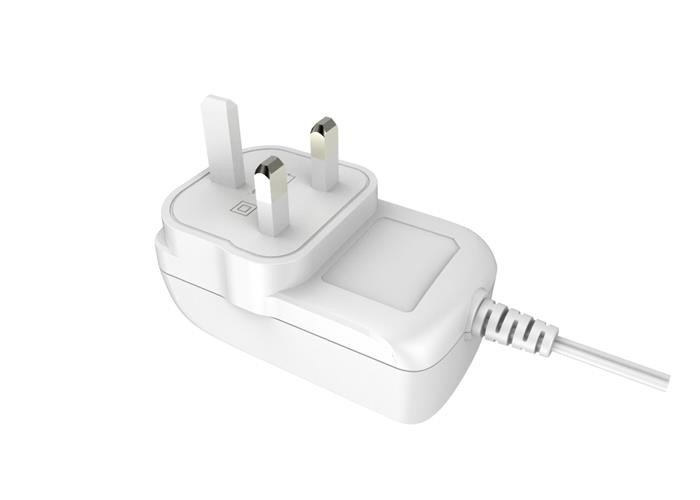 White UK Plug 2A Ac Dc 12v Power Adapter Wall Mount With CE GS LVD Approval