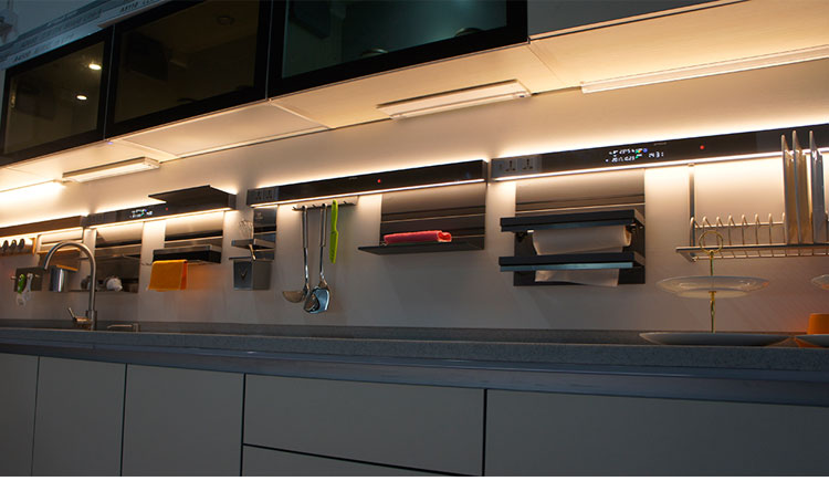 Aviation Aluminum PC / ABS Smart LED Display Screen For Kitchen Lighting