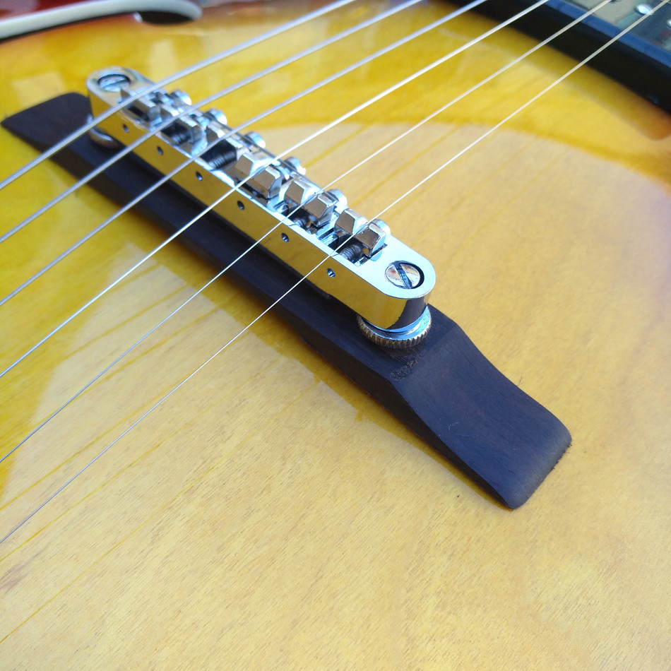 New style high quality custom L-5 Jazz electric guitar, one piece of P90 pickup hollow body jazz electric guitar, free s