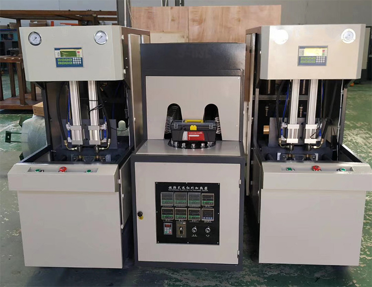 1.8X0.7X1.85M Semi Auto Plastic Bottle Making Machine for Bottle Manufacturing