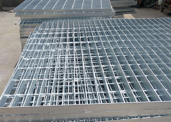 Serrated 303/30/100 Galvanized Grating Park Platform And Pedestrian Corridor