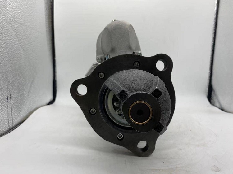 600-813-6633 18KG Starting Motor Assembly
