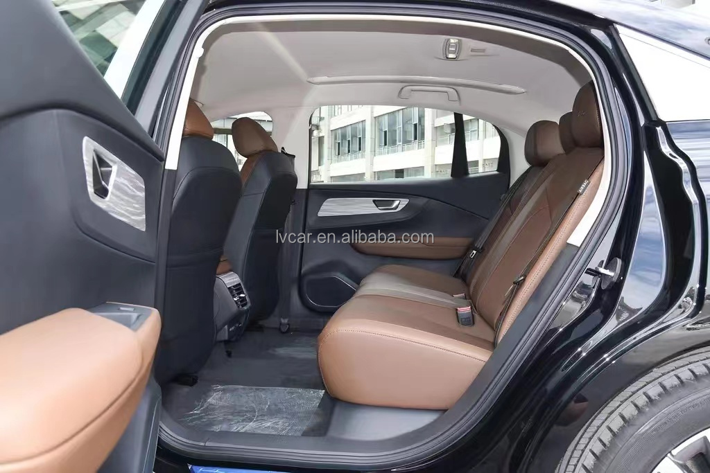 Revolutionize Your Commute with Hongqi EQM-5 's Leading Left-Hand Drive Electric SUV