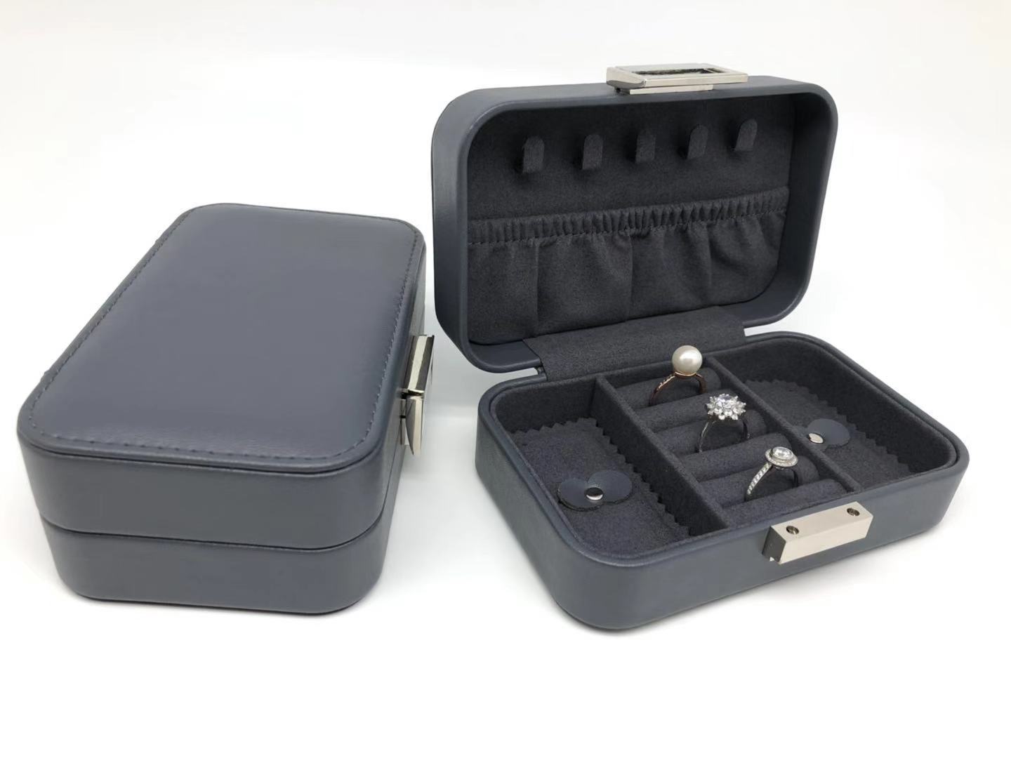 Small Size Portable Travel Jewelry Box Leather Material With Form Insert