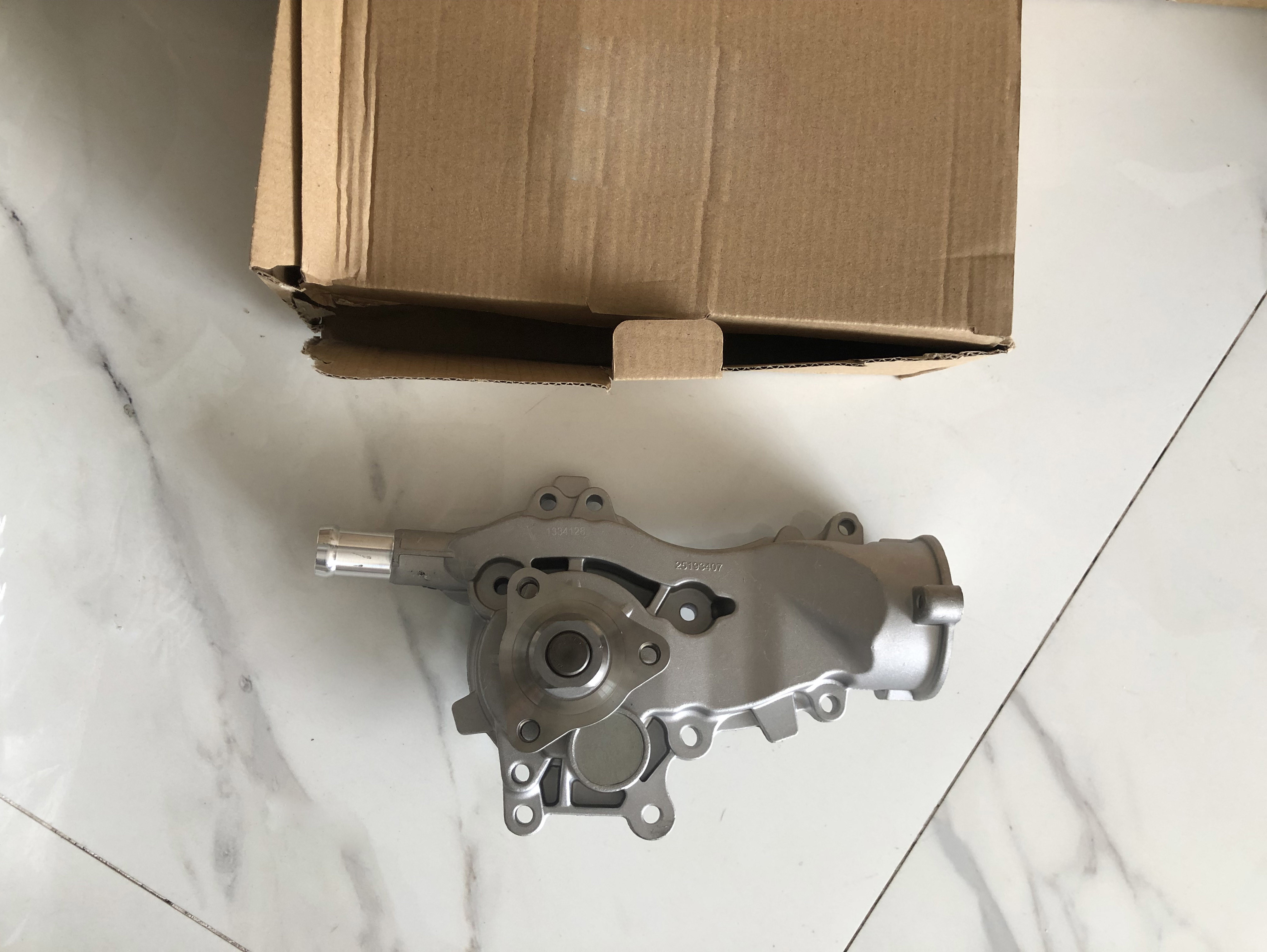 1334128 25193406 25193407 Water Pump For Chevrolet Aveo Hatchback Opel Astraj
