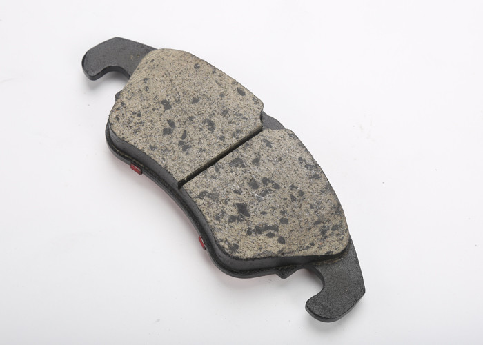 Semi Metallic Brake Pads Oem Standard Size For Mpv Passenger Car