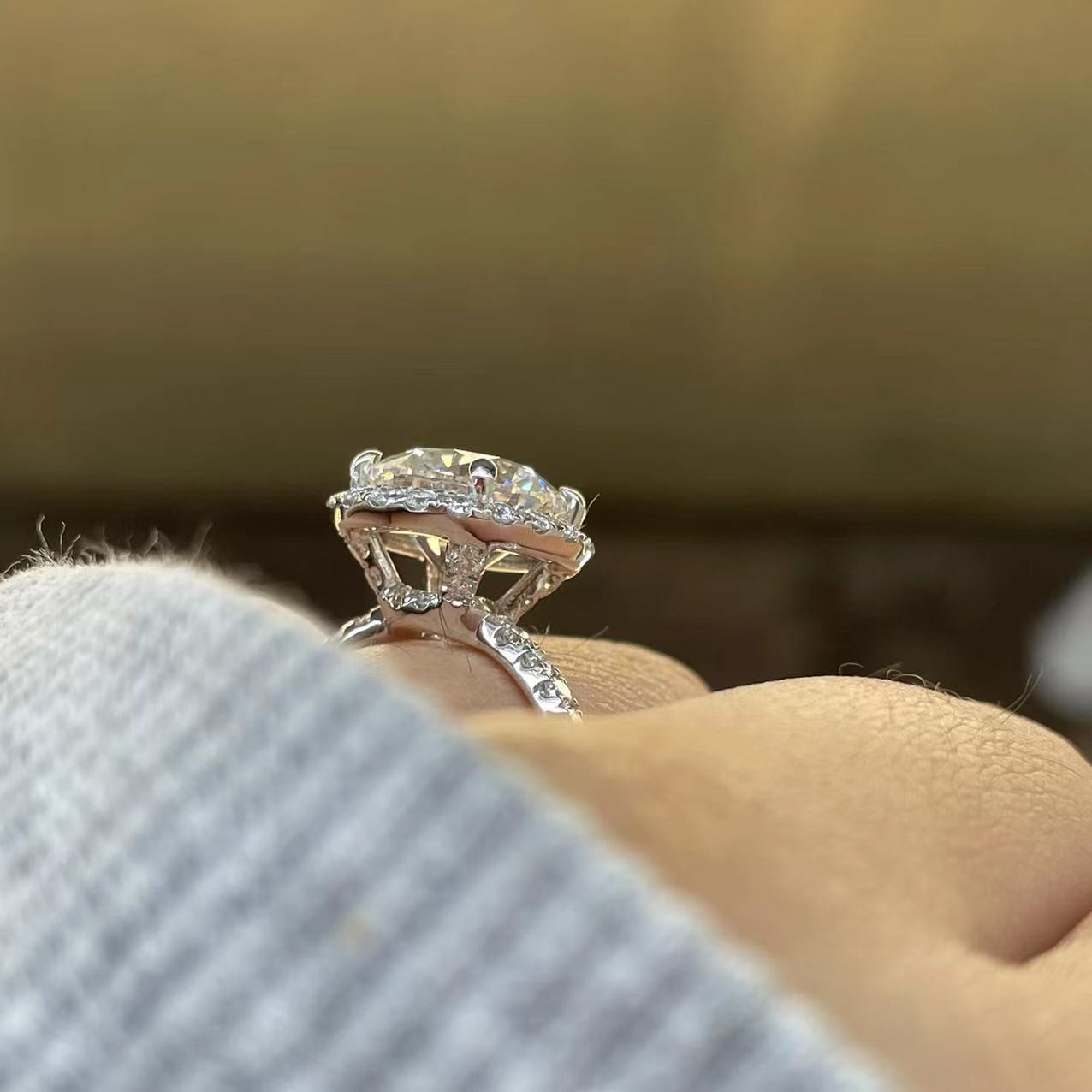 18K Real Gold DEF VS Lab Grown Diamond Ring Custom Fine Jewelry