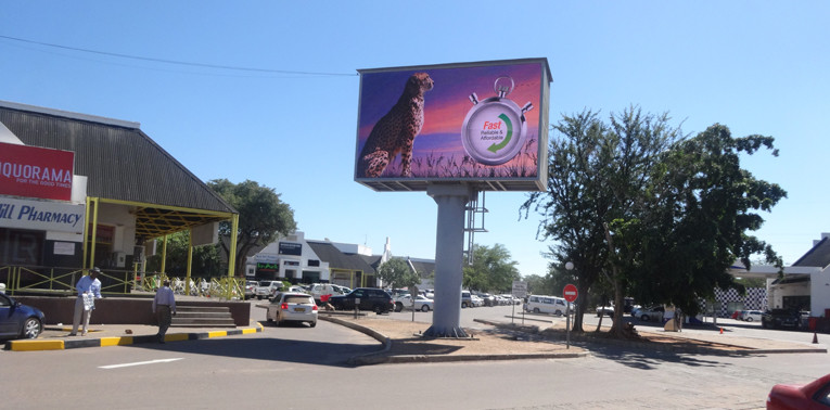 Super Light Design LED screen outdoor advertising P8 Large Viewing Angle 960*960mm